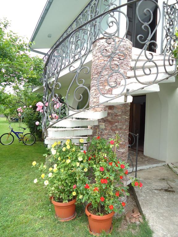 Apartment Odmor Bar Exterior photo